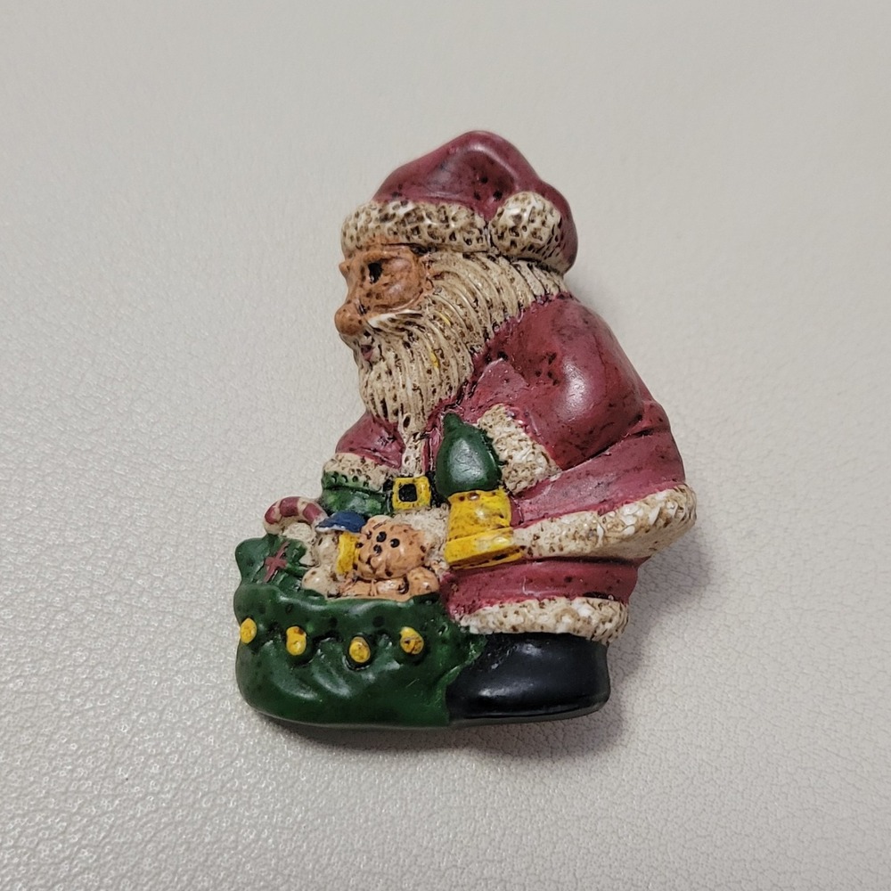 Vintage Santa With Gift Bag Christmas Holiday‎ Season Resin Enamel Brooch Pin